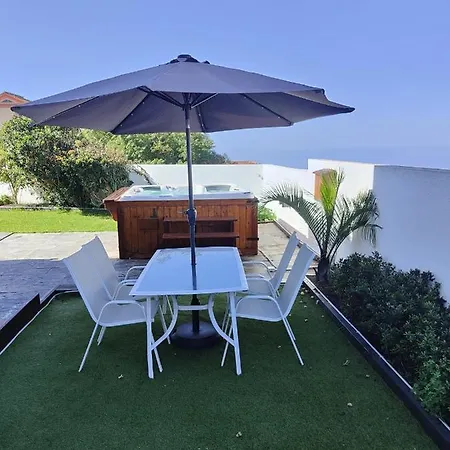 Bella Casa En El Villa