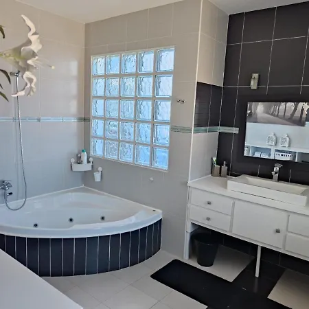 וילה Bella Casa En El